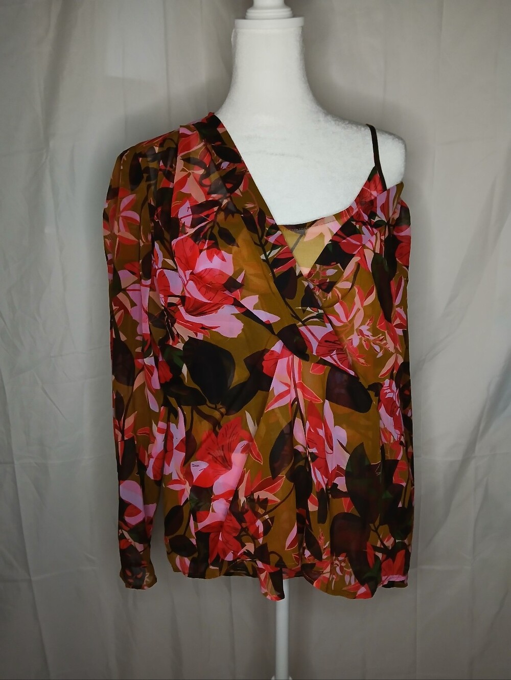 Floral V-Neck Blouse in Olive and Pink